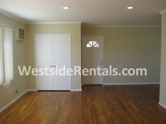 Primary Photo - 1125 N Clark St