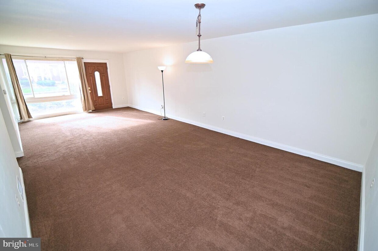 1733 Addison Rd S, District Heights, MD 20747 Townhome Rentals in