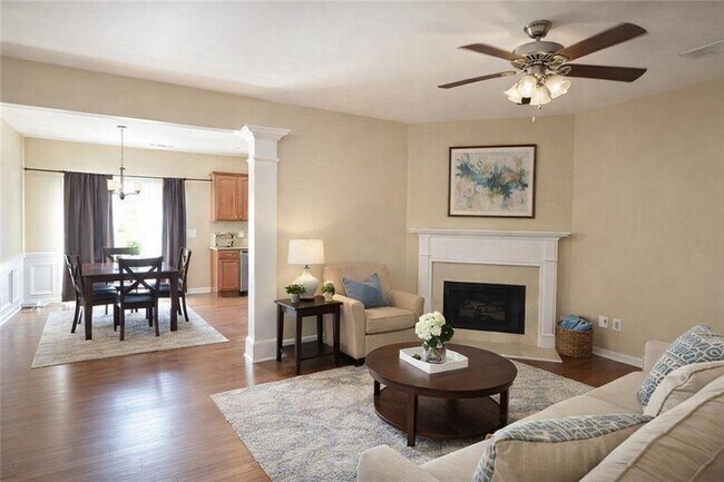 Foto del edificio - 2824 Gower Way