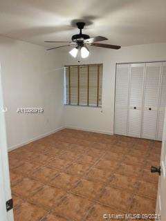 Building Photo - 9123 SW 149th Ct
