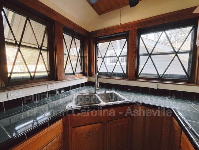 Foto del edificio - 114 Hillside St