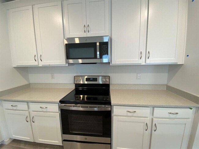 Foto del edificio - 1424 Sunset Preserve Way