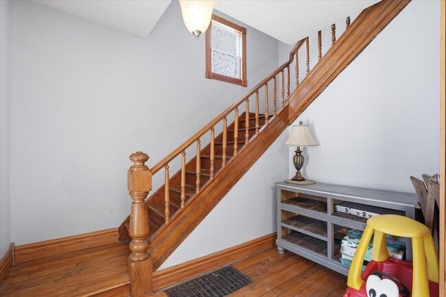 Foto del edificio - 626 E High St