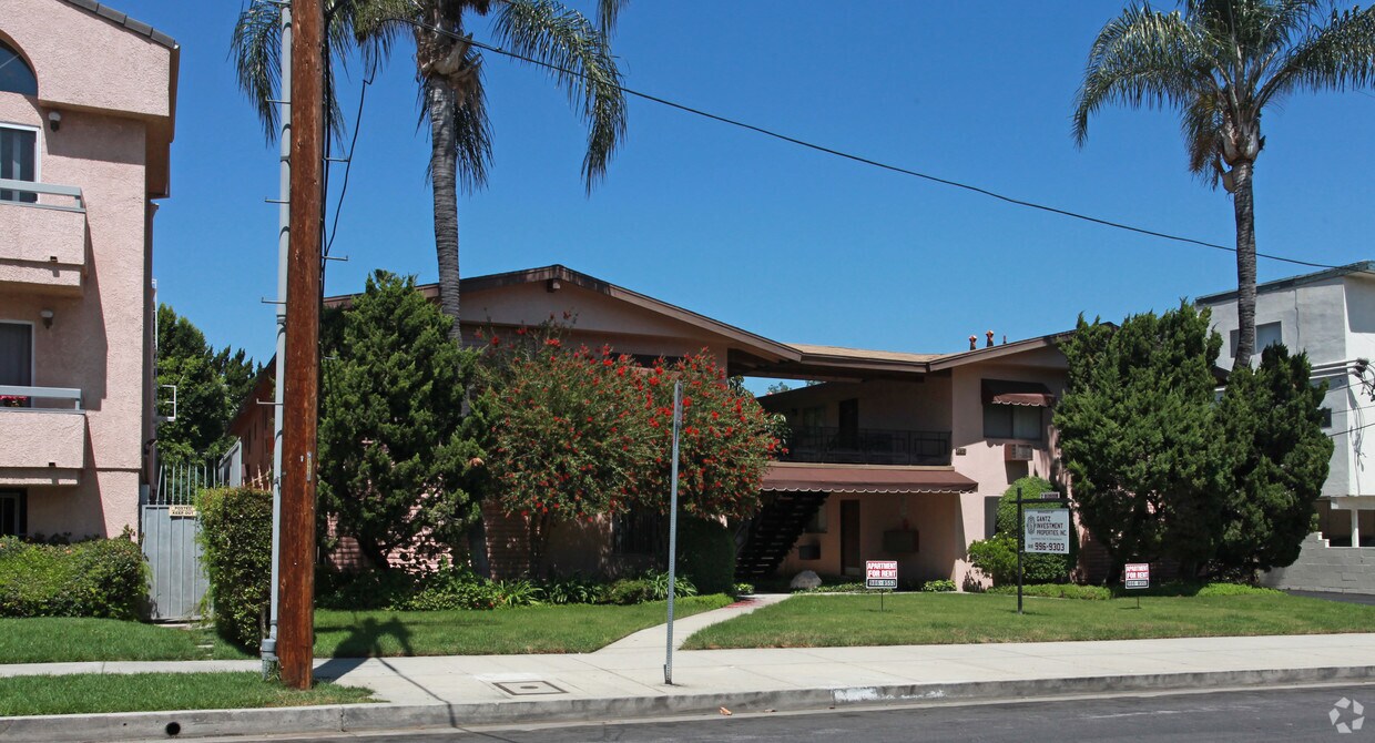 Building Photo - 4733 Orion Ave