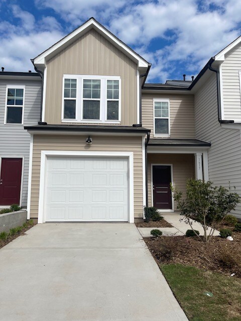 Primary Photo - 1605 Glacier Dr