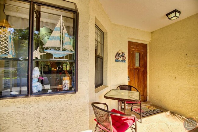 Foto del edificio - 314 Pine Hollow Cir