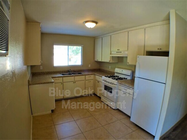 Foto del edificio - 346 Hickory St