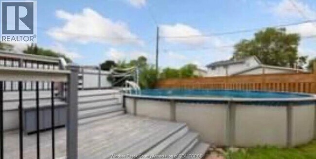 Photo du bâtiment - 3536 Wolfe Ct