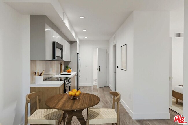 Foto del edificio - 200 N Vermont Ave