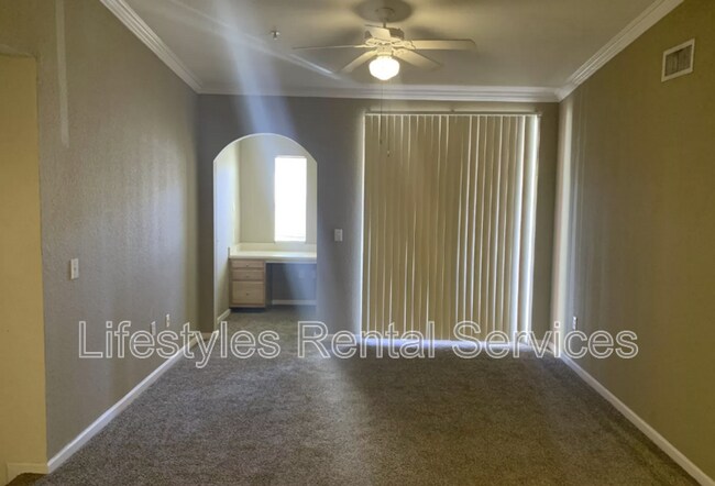 Building Photo - 10075 Gate Pkwy