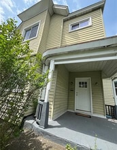 Building Photo - 3929 Vinceton St