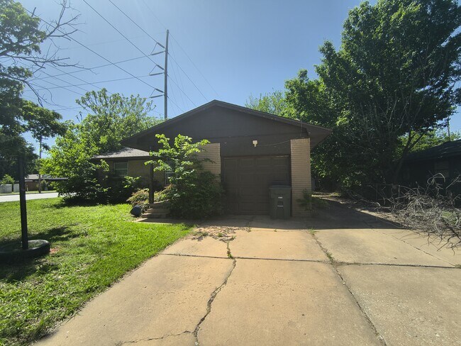 Foto del edificio - 140 Ridgecrest Rd