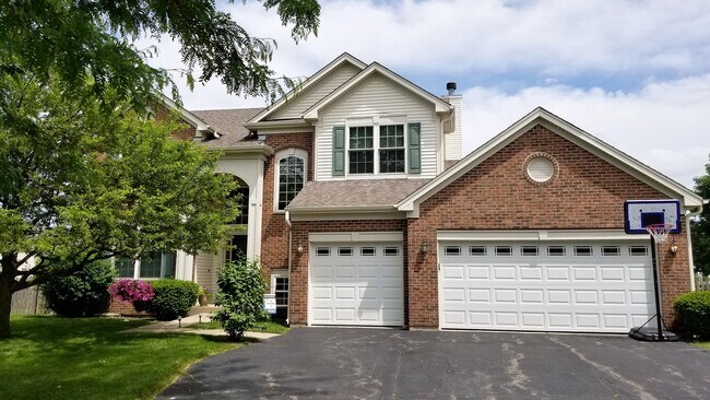 Foto del edificio - 6 Queensbury Ct