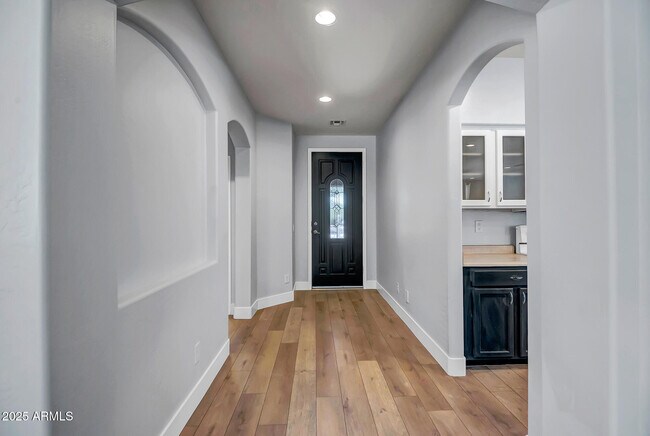 Foto del edificio - 4512 W Stoneman Dr