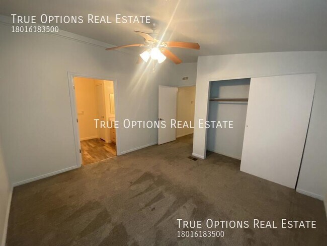 Building Photo - 788 S Moki Dr