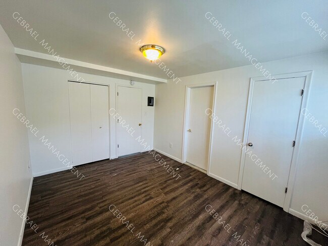 Foto del edificio - 1630 N Pontiac Trail