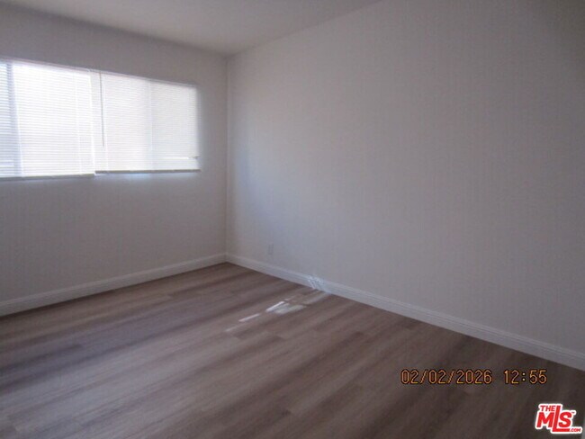 Foto del edificio - 811 S Wilton Pl