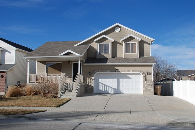 Building Photo - 350 Bricker Dr