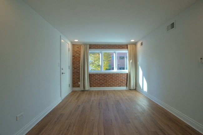 Foto del edificio - 3143 S Halsted St