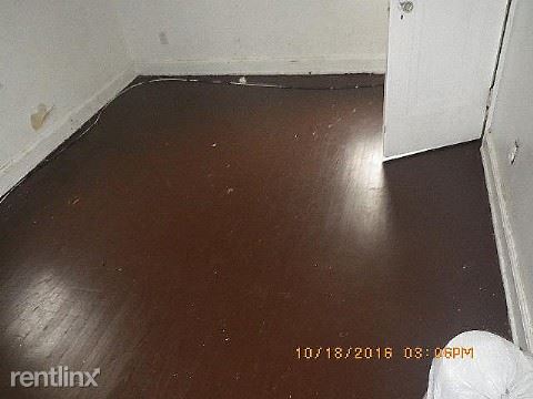 Foto del edificio - 18644 Santa Rosa Dr