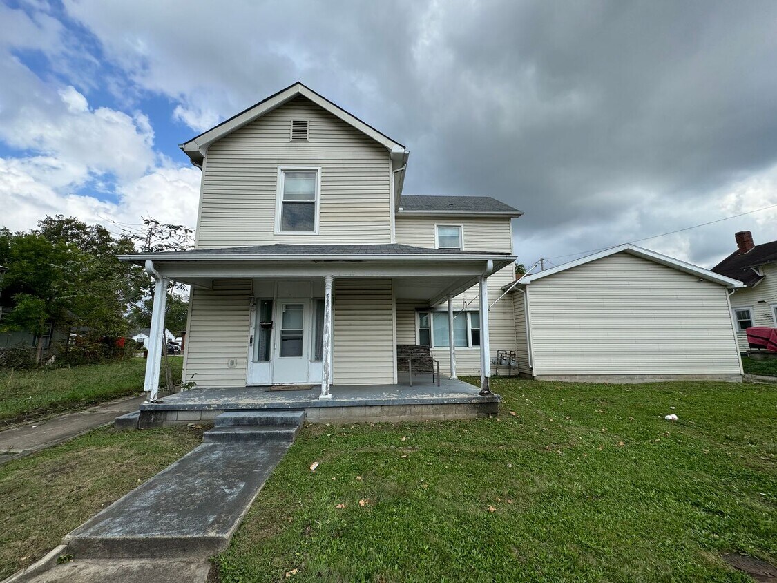 Foto principal - 518 N Washington St