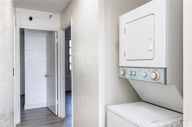 Building Photo - 98-1030-1030 Moanalua Rd