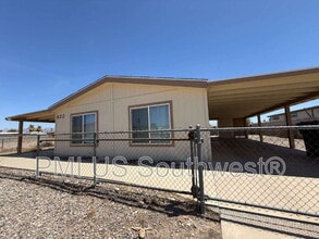 Building Photo - 622 Riverfront Dr