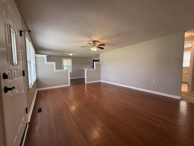 Building Photo - Section 8 Welcome!!! "Charming 4-Bedroom Home with Hardwood Floors on Ready Section Road!"