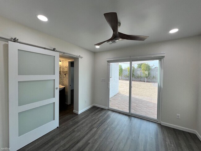 Foto del edificio - 3 br, 2 bath House - 2204 North Normal Avenue