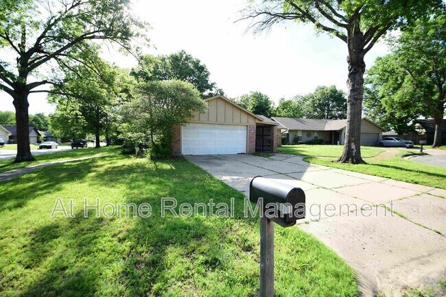 Foto del edificio - 14159 E 26th St