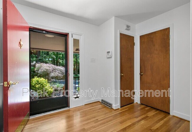 Building Photo - 13614 Quail Hollow Ln