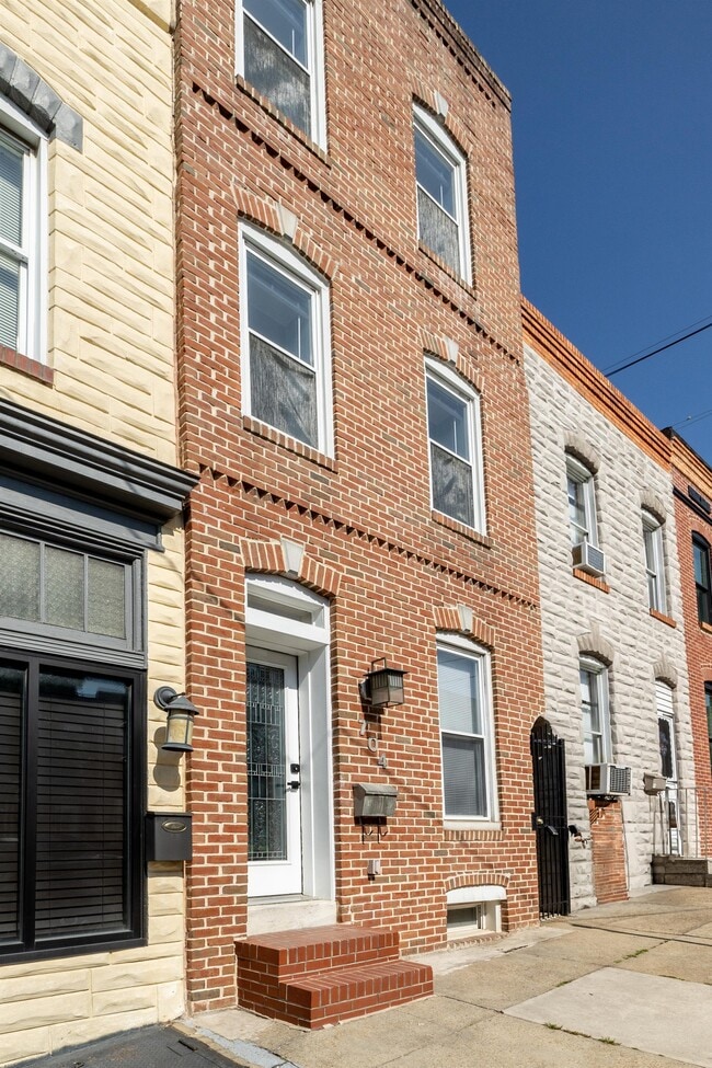 Photo - 704 S Highland Ave House