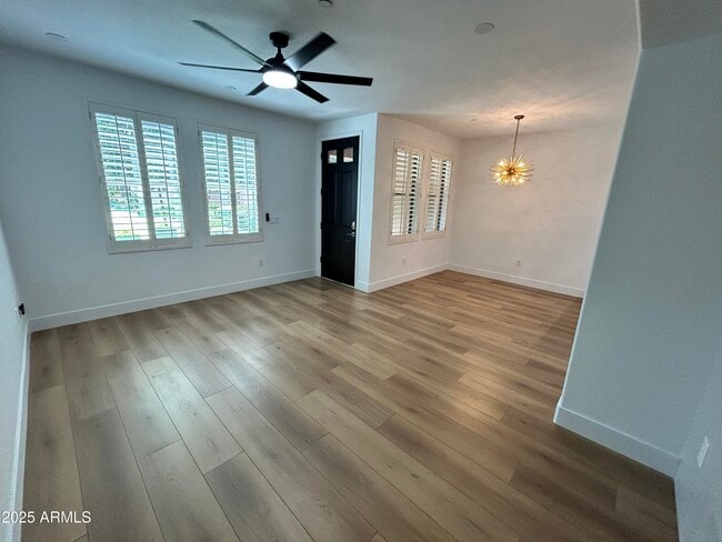 Foto del edificio - 17850 N 68th St
