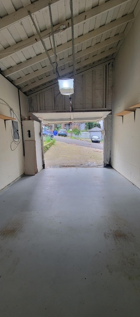 Building Photo - 518 Tewksbury Ave