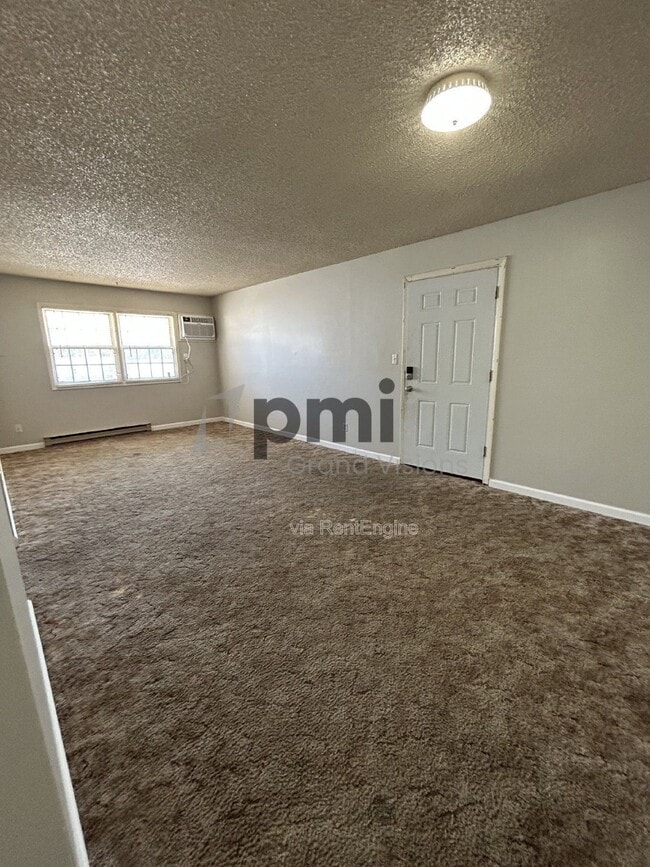 Foto del edificio - 24 W Buchanan Ave