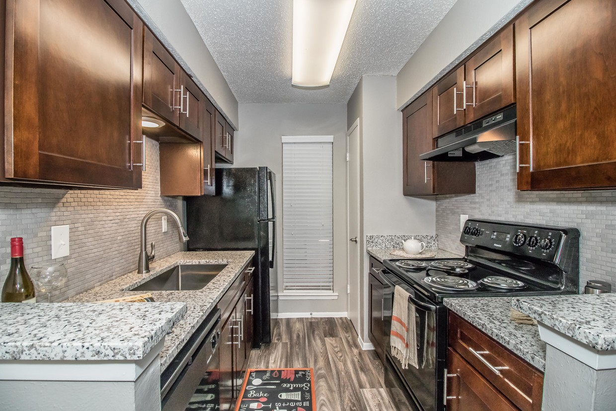 Primary Photo - Station 121 at Town Center Apartments