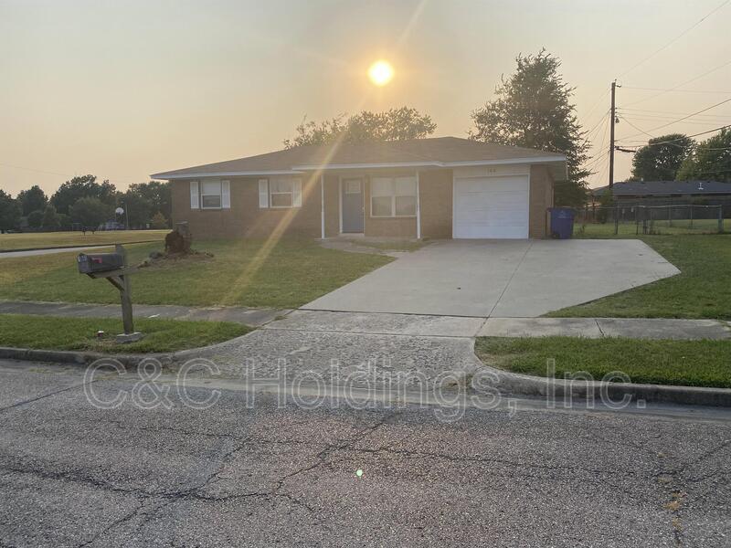 160 S 169th E Ave, Tulsa, OK 74134 House for Rent in Tulsa, OK