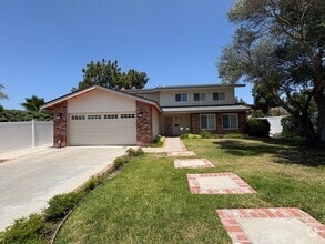 Building Photo - 6415 Spear St