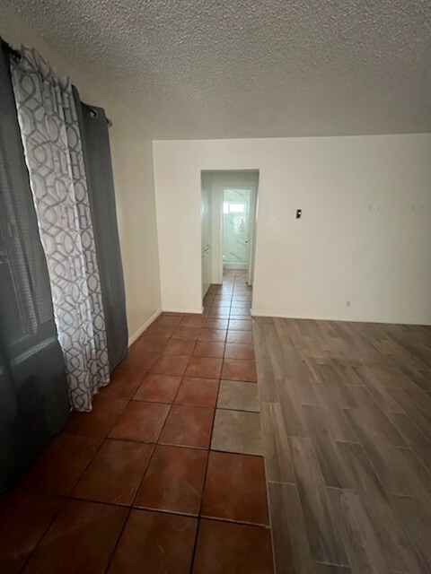 Foto del edificio - 905 S Magnolia Ave