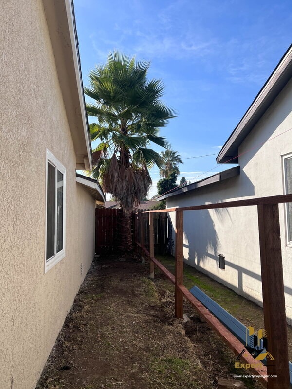 Building Photo - 480 Lindley Dr