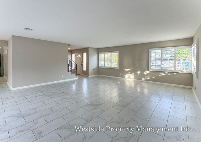 Foto del edificio - 8100 W 83rd St