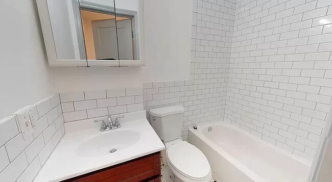Foto del edificio - 934 Seneca Ave