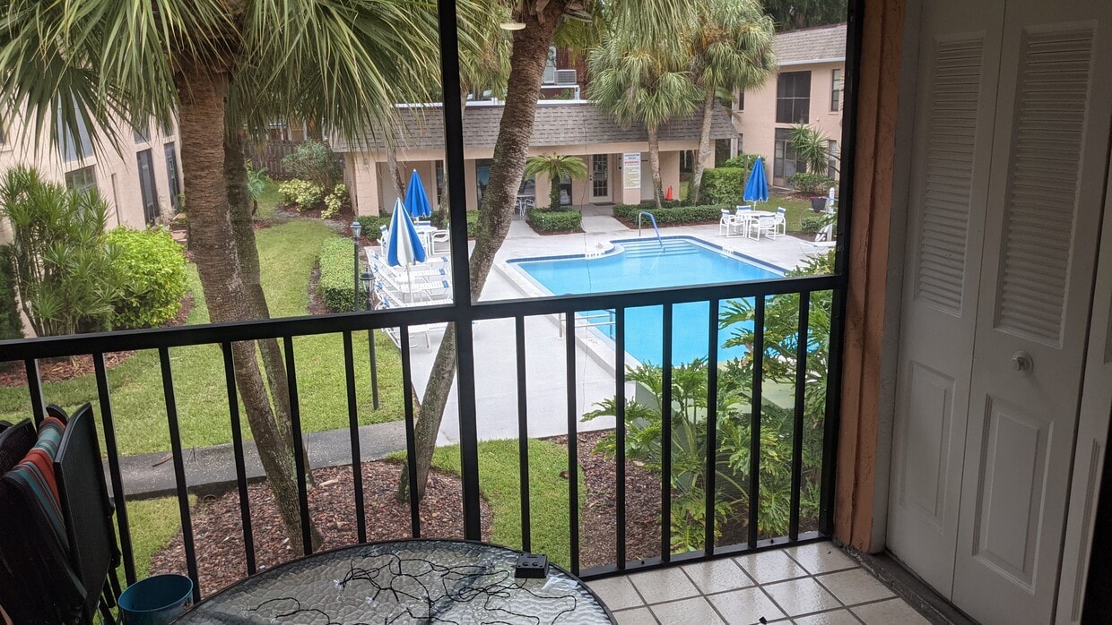 100 Grand Blvd Unit 208, Tarpon Springs, FL 34689 Condo for Rent in