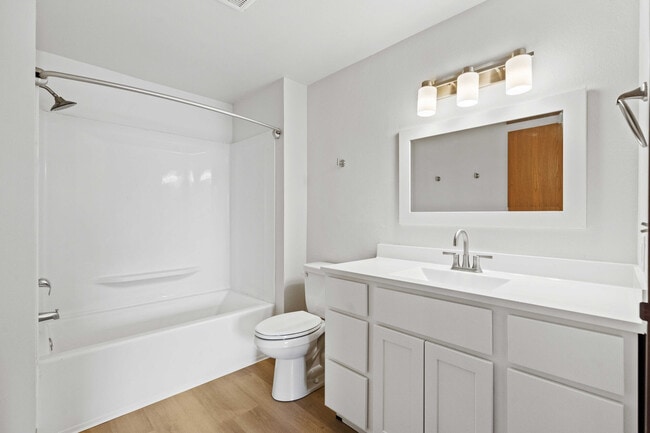 Building Photo - Whispering Pines Apartments