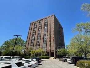 Building Photo - 14 Lockwood Dr
