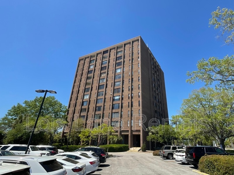 Photo - 14 Lockwood Drive - 5L