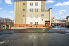 Foto del edificio - 685 Lawrence St