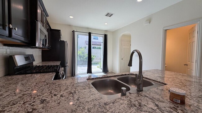 Building Photo - 3774 Amity Ln