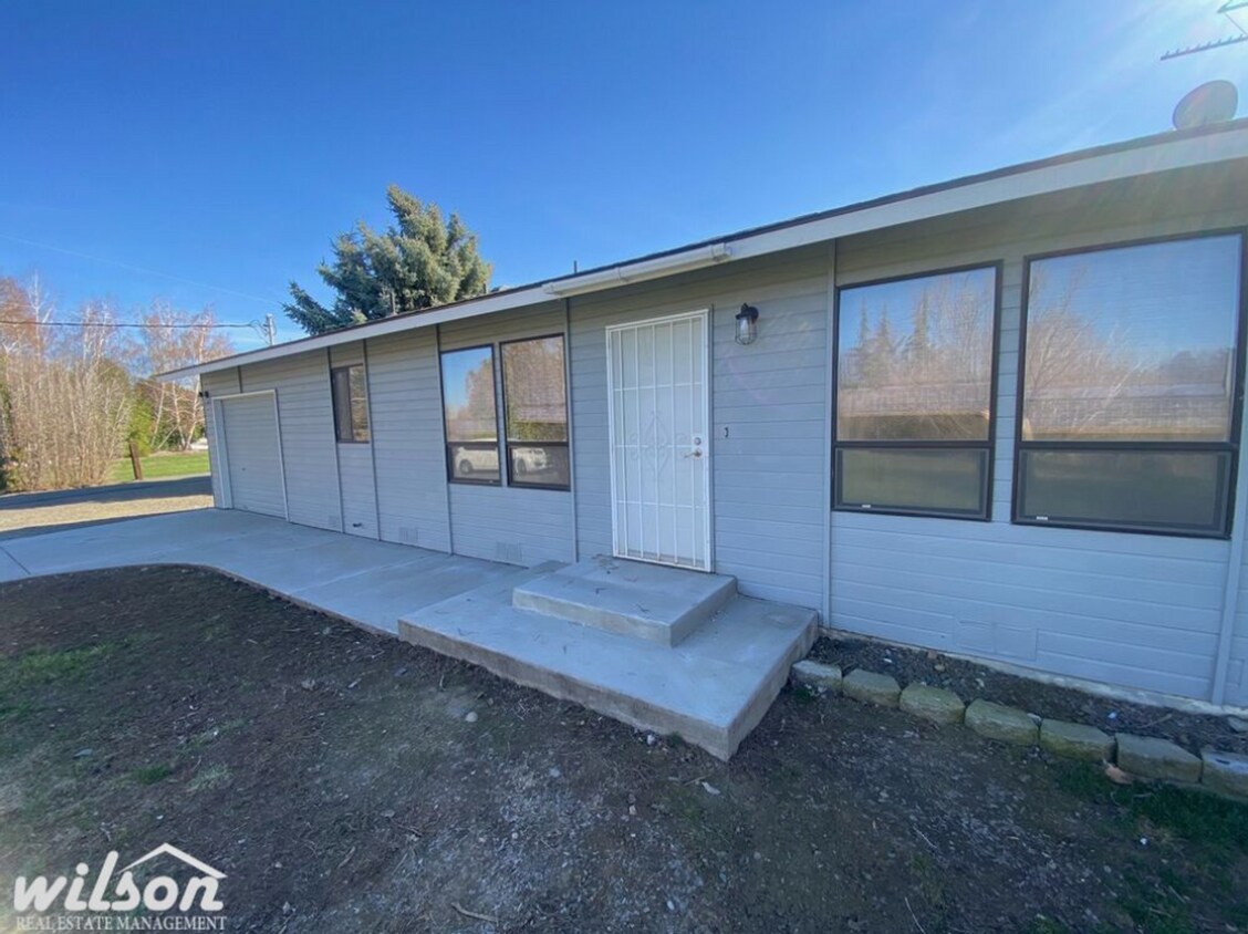 Foto principal - Beautiful 3BD/1BA Haven - Your dream home ...