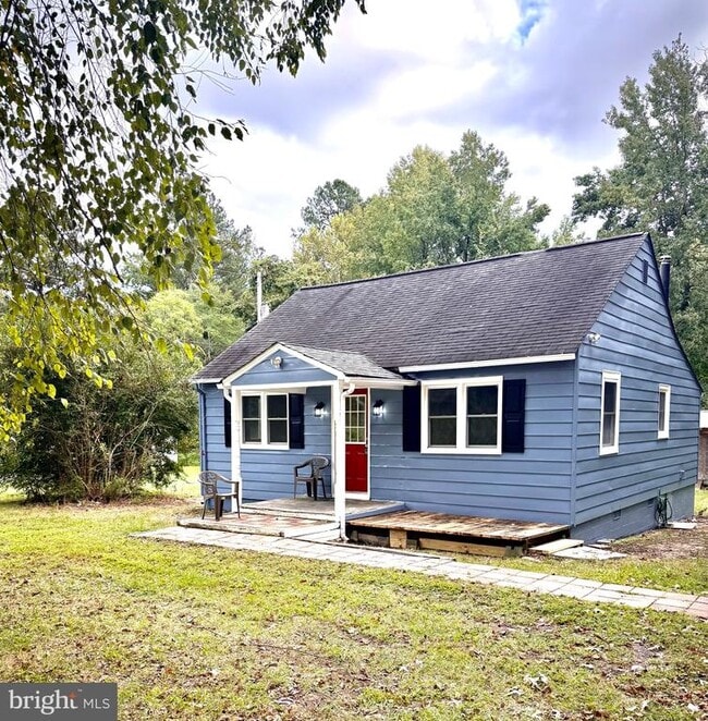 Building Photo - 42151 Blacksmith Shop Rd